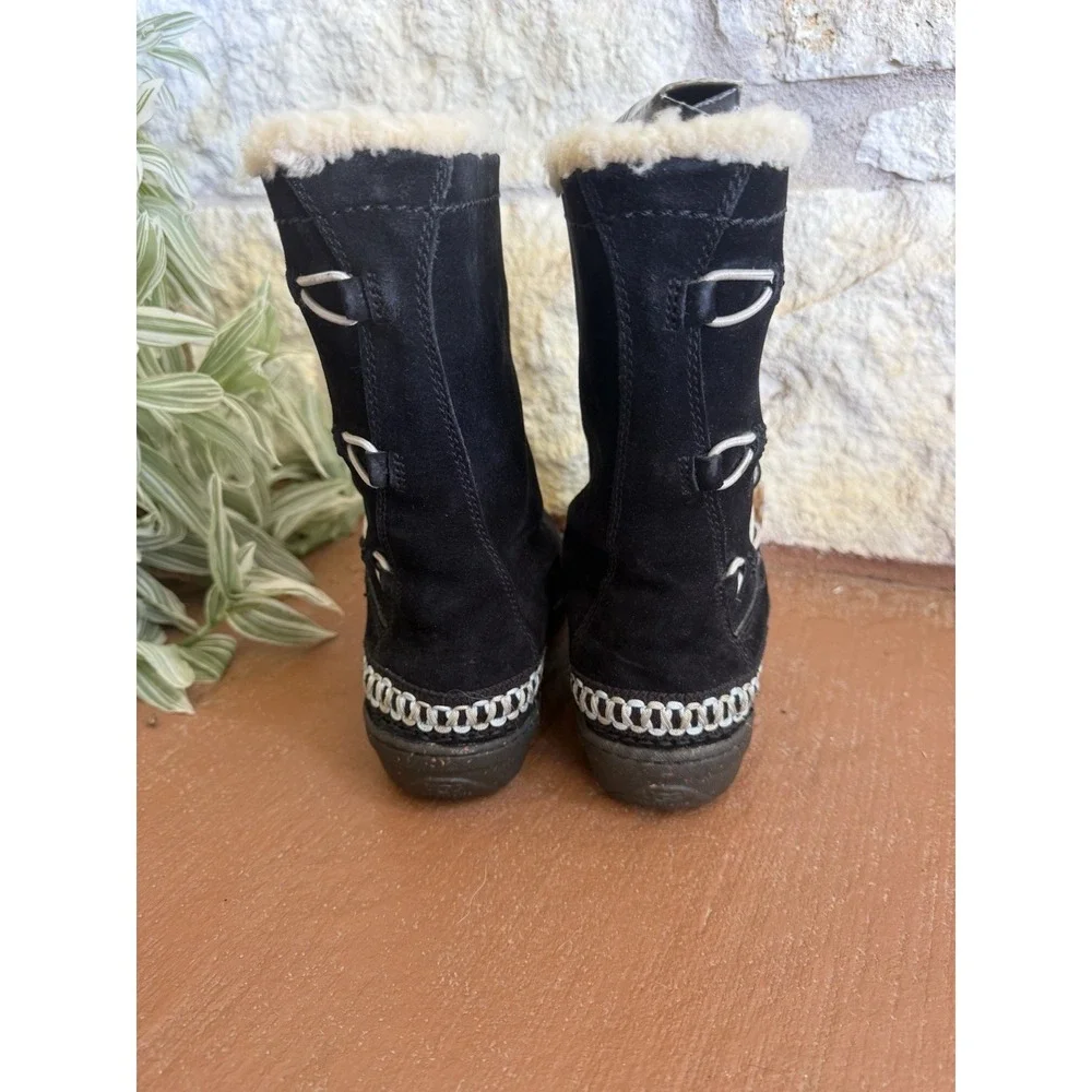 UGG Women's Kona Black Suede Toggle Winter Boot Size US 8